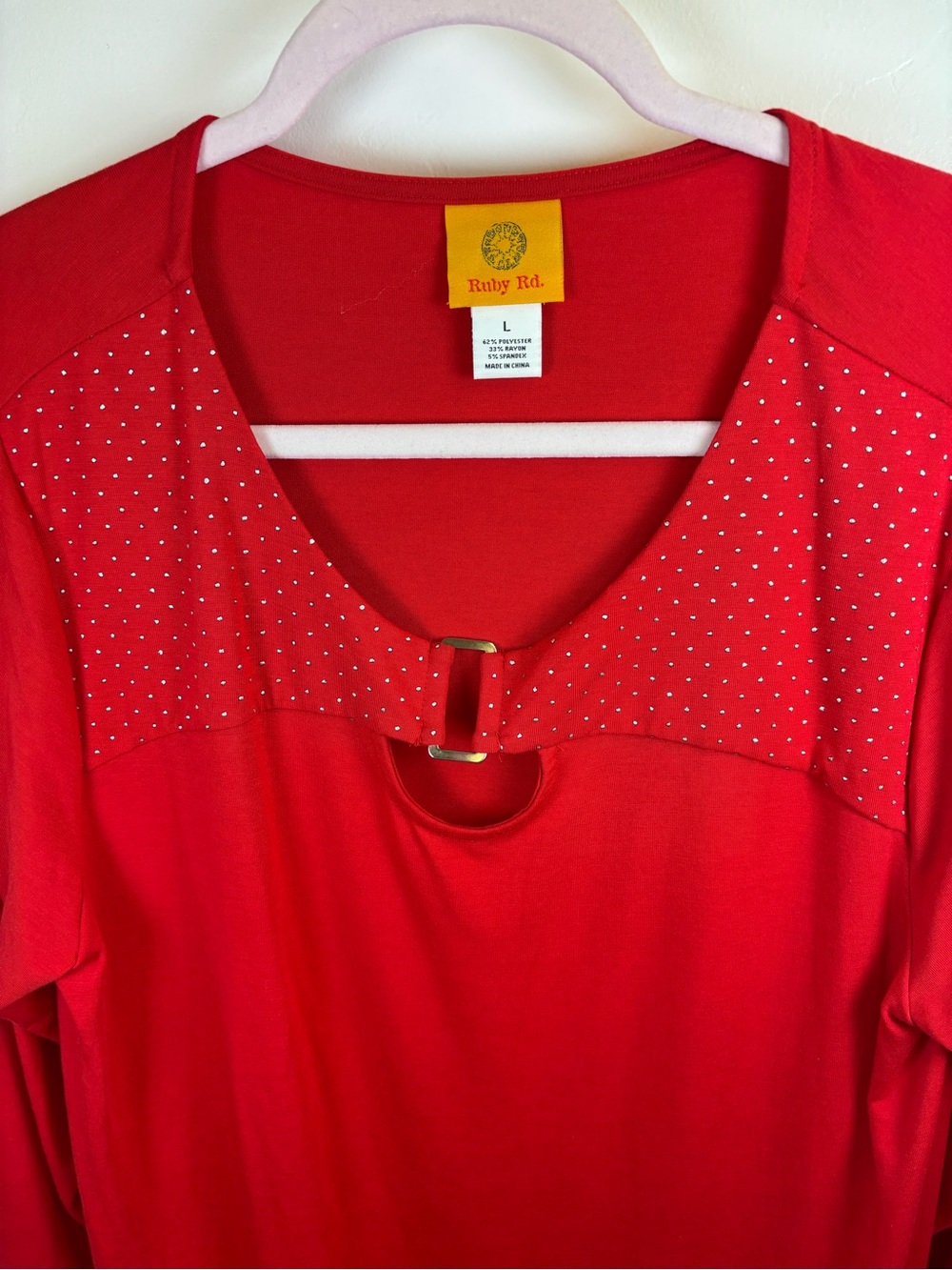 RUBY ROAD TUNIC  TOP BLOUSE  WOMEN LARGE RED W/ GOLD TRIM POLYESTER RAYON